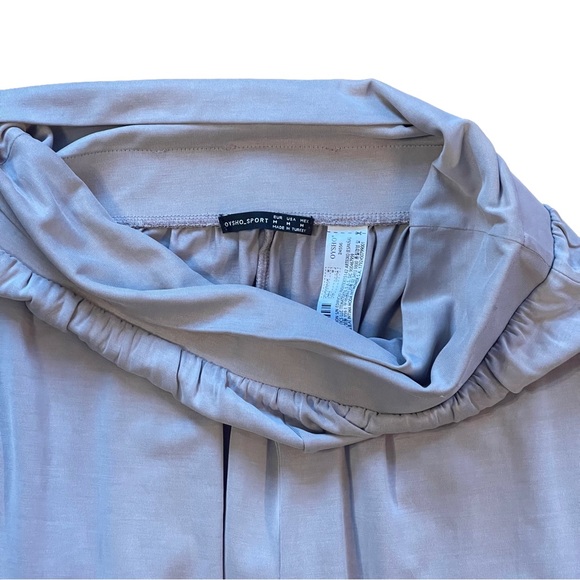 Oysho Sport Modal Blend Balloon Joggers in Taupe - Picture 3 of 8